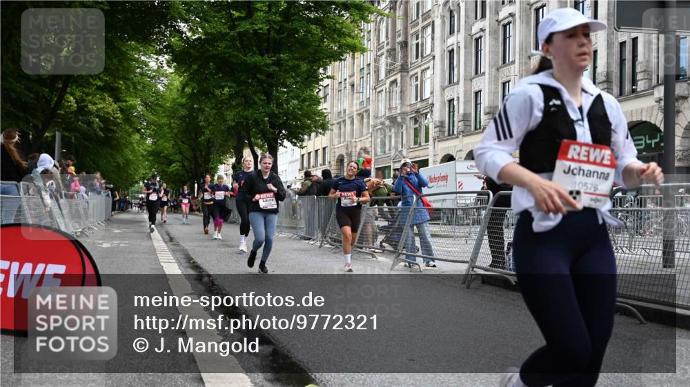 14.06.2026 - REWE Women's Run J. Mangold http://msf.ph/oto/9772321 14.06.2026 10:00:49 Ziel 10068, 10204, 10370, 10393, 10522, 10576, 11150, 11265, 11308, 11334, 11412, 11440, 11472, 11522 meine-sportfotos.de