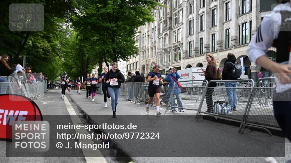 14.06.2026 - REWE Women's Run J. Mangold http://msf.ph/oto/9772324 14.06.2026 10:00:49 Ziel 10068, 10204, 10370, 10393, 10522, 10576, 11150, 11265, 11308, 11334, 11412, 11440, 11472, 11522 meine-sportfotos.de