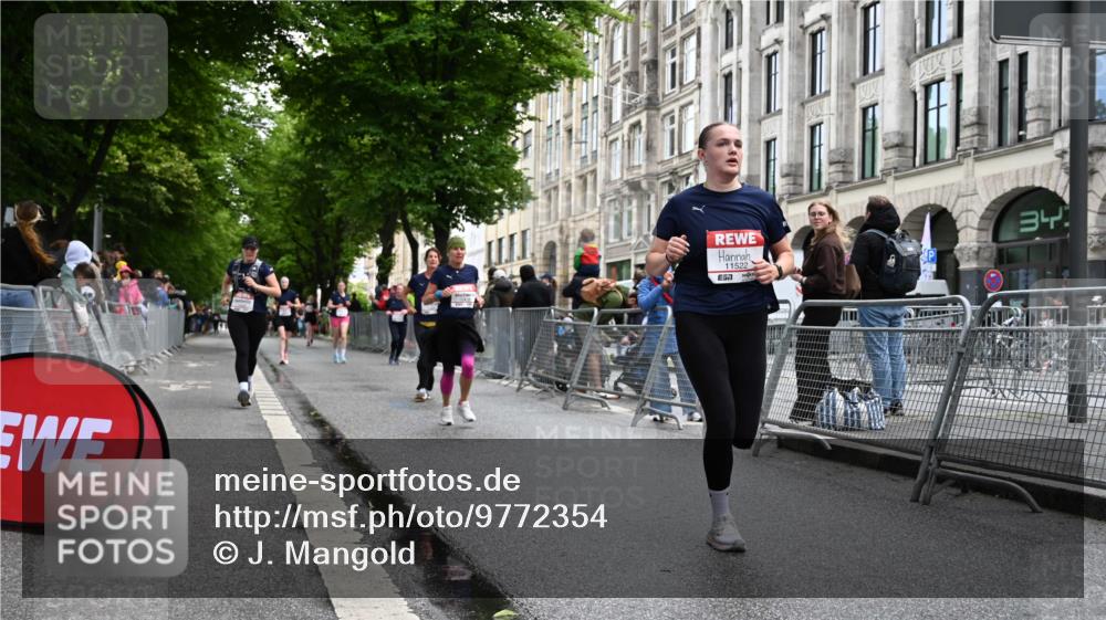 14.06.2026 - REWE Women's Run J. Mangold http://msf.ph/oto/9772354 14.06.2026 10:00:52 Ziel 10068, 10221, 10370, 10576, 11150, 11265, 11308, 11412, 11440, 11472, 11522 meine-sportfotos.de