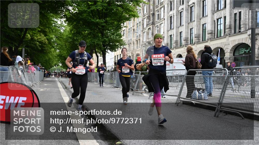14.06.2026 - REWE Women's Run J. Mangold http://msf.ph/oto/9772371 14.06.2026 10:00:54 Ziel 10068, 10221, 11150, 11265, 11308, 11412, 11522 meine-sportfotos.de