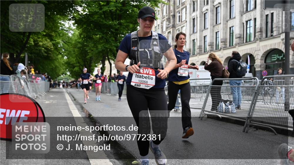 14.06.2026 - REWE Women's Run J. Mangold http://msf.ph/oto/9772381 14.06.2026 10:00:55 Ziel 10068, 10121, 10221, 10792, 11150, 11265, 11308, 11412, 11522 meine-sportfotos.de