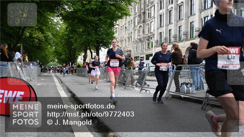 14.06.2026 - REWE Women's Run J. Mangold http://msf.ph/oto/9772403 14.06.2026 10:00:59 Ziel 10121, 10221, 10792, 10933, 11308, 11375 meine-sportfotos.de