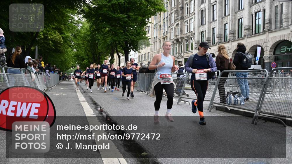 14.06.2026 - REWE Women's Run J. Mangold http://msf.ph/oto/9772472 14.06.2026 10:01:11 Ziel 10077, 10307, 10369, 10482, 10812, 10824, 10828, 10902, 10915, 10966, 11018, 11044, 11045, 11196, 11206, 11319 meine-sportfotos.de