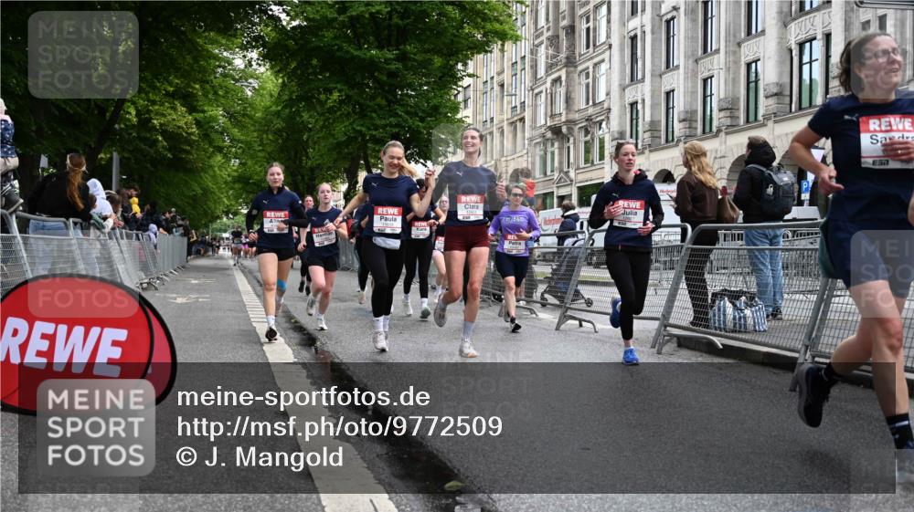 14.06.2026 - REWE Women's Run J. Mangold http://msf.ph/oto/9772509 14.06.2026 10:01:14 Ziel 10077, 10307, 10315, 10369, 10482, 10812, 10824, 10828, 10902, 10915, 10966, 11018, 11044, 11045, 11196, 11206, 11361 meine-sportfotos.de