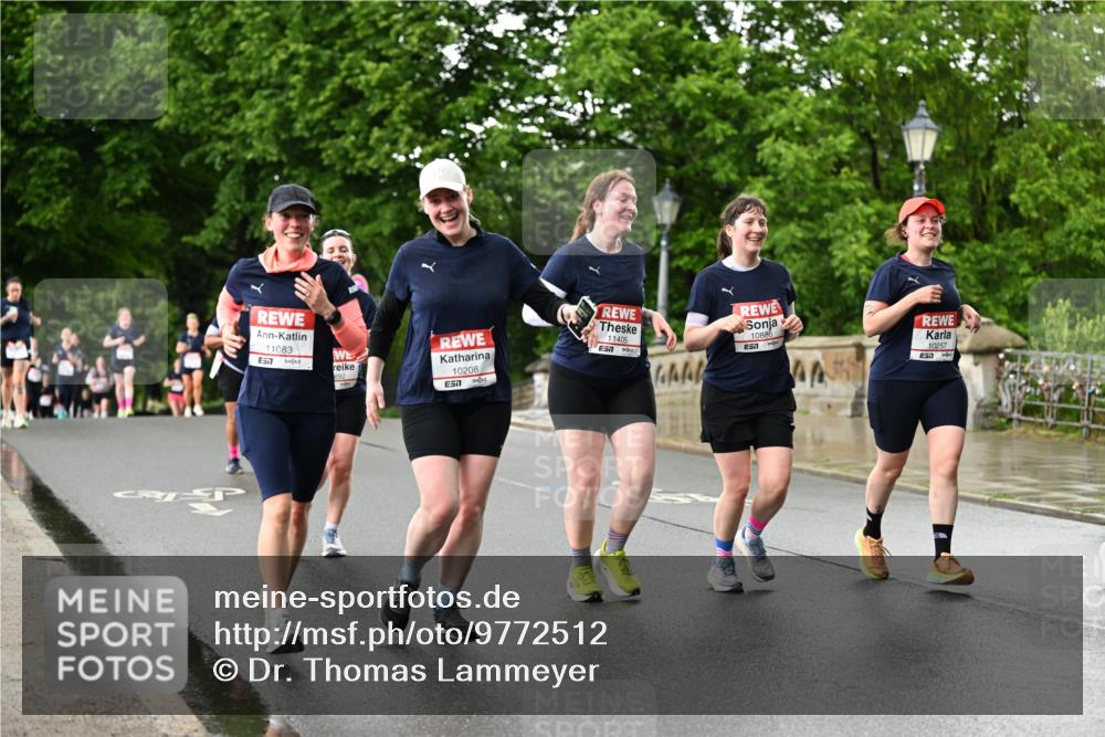 14.06.2026 - REWE Women's Run Dr. Thomas Lammeyer http://msf.ph/oto/9772512 14.06.2026 09:50:57 Laufen 11083, 7, 10208, 57, 11405, 10886, 57, 225, 10257 meine-sportfotos.de
