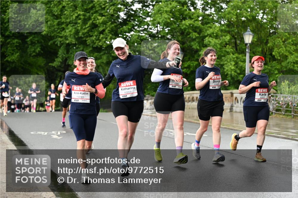 14.06.2026 - REWE Women's Run Dr. Thomas Lammeyer http://msf.ph/oto/9772515 14.06.2026 09:50:57 Laufen 11405, 10886, 51, 11083, 57, 10208, 7, 22, 10257 meine-sportfotos.de
