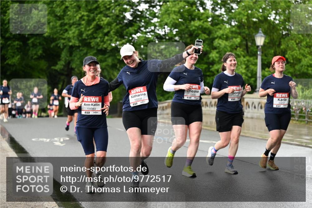 14.06.2026 - REWE Women's Run Dr. Thomas Lammeyer http://msf.ph/oto/9772517 14.06.2026 09:50:57 Laufen 11083, 7, 10208, 11405, 10886, 040, 10257, 57 meine-sportfotos.de