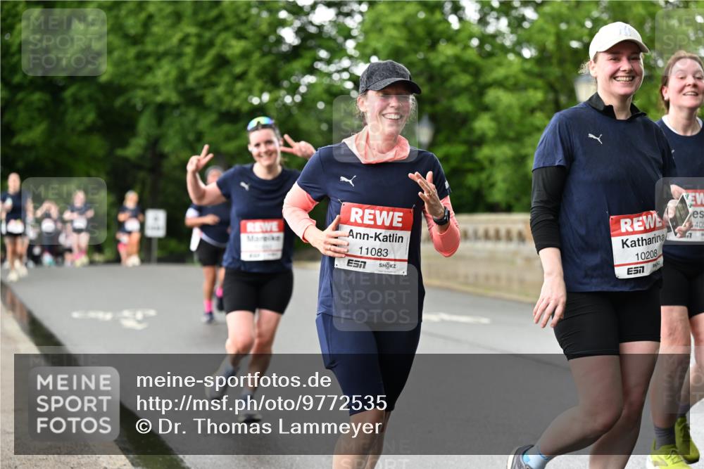 14.06.2026 - REWE Women's Run Dr. Thomas Lammeyer http://msf.ph/oto/9772535 14.06.2026 09:50:59 Laufen 11083, 10208, 7, 405 meine-sportfotos.de