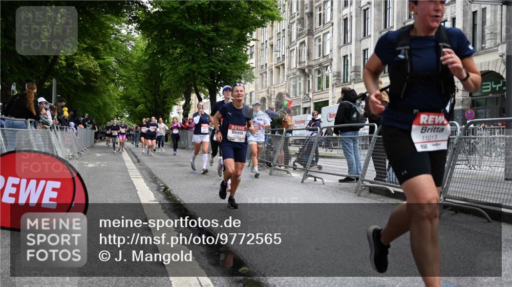 14.06.2026 - REWE Women's Run J. Mangold http://msf.ph/oto/9772565 14.06.2026 10:01:25 Ziel 10165, 10320, 10453, 10495, 10831, 11013, 11075, 11078 meine-sportfotos.de