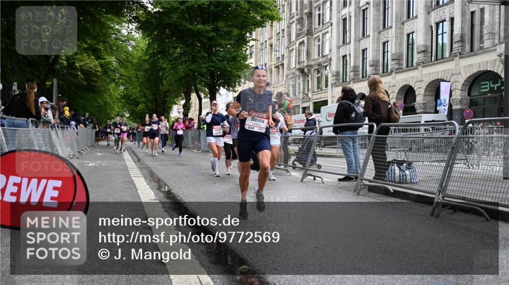 14.06.2026 - REWE Women's Run J. Mangold http://msf.ph/oto/9772569 14.06.2026 10:01:26 Ziel 10165, 10320, 10453, 10495, 10831, 11013, 11075, 11078, 11285 meine-sportfotos.de