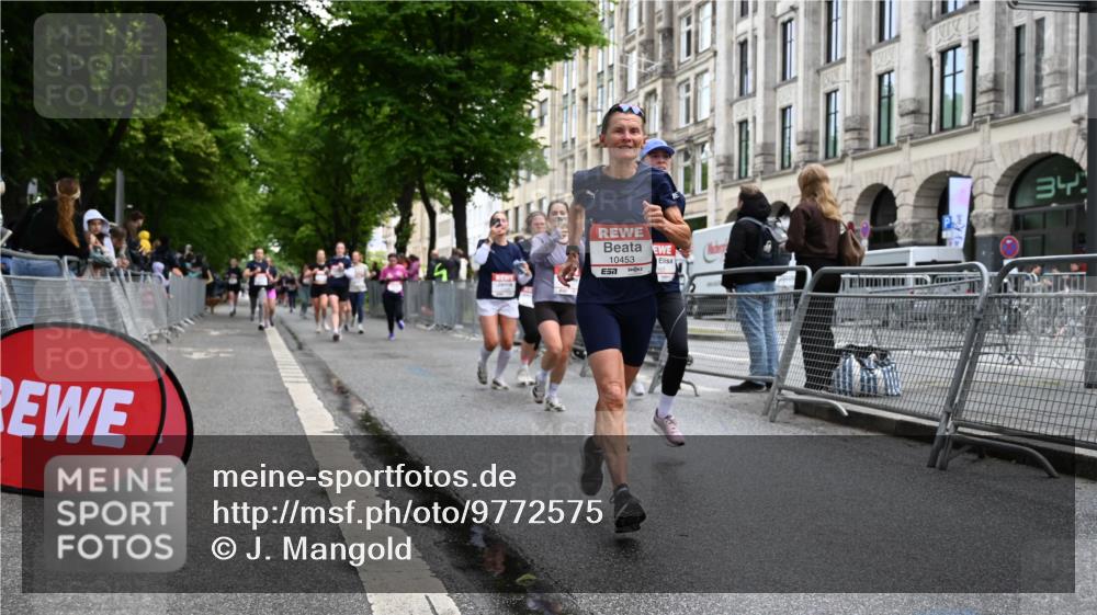14.06.2026 - REWE Women's Run J. Mangold http://msf.ph/oto/9772575 14.06.2026 10:01:26 Ziel 10165, 10320, 10453, 10495, 10831, 11013, 11075, 11078, 11285 meine-sportfotos.de