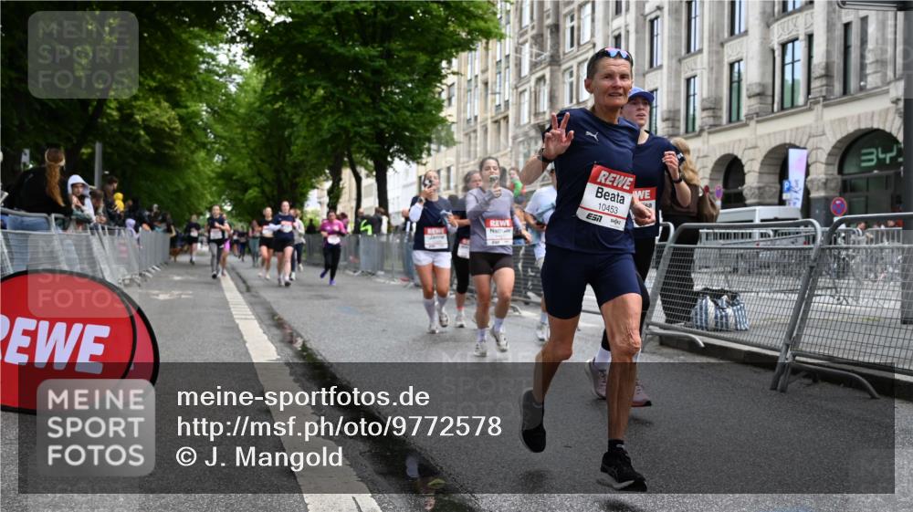 14.06.2026 - REWE Women's Run J. Mangold http://msf.ph/oto/9772578 14.06.2026 10:01:27 Ziel 10165, 10320, 10453, 10495, 10521, 10831, 11013, 11075, 11078, 11285 meine-sportfotos.de