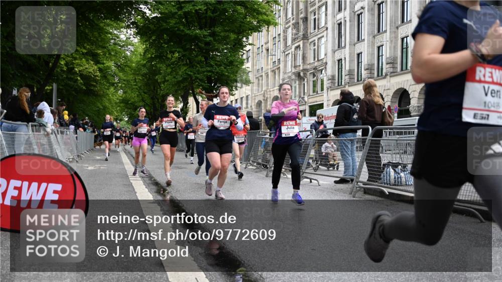 14.06.2026 - REWE Women's Run J. Mangold http://msf.ph/oto/9772609 14.06.2026 10:01:31 Ziel 10165, 10320, 10431, 10495, 10521, 10817, 10831, 11038, 11039, 11041, 11075, 11078, 11225, 11285 meine-sportfotos.de