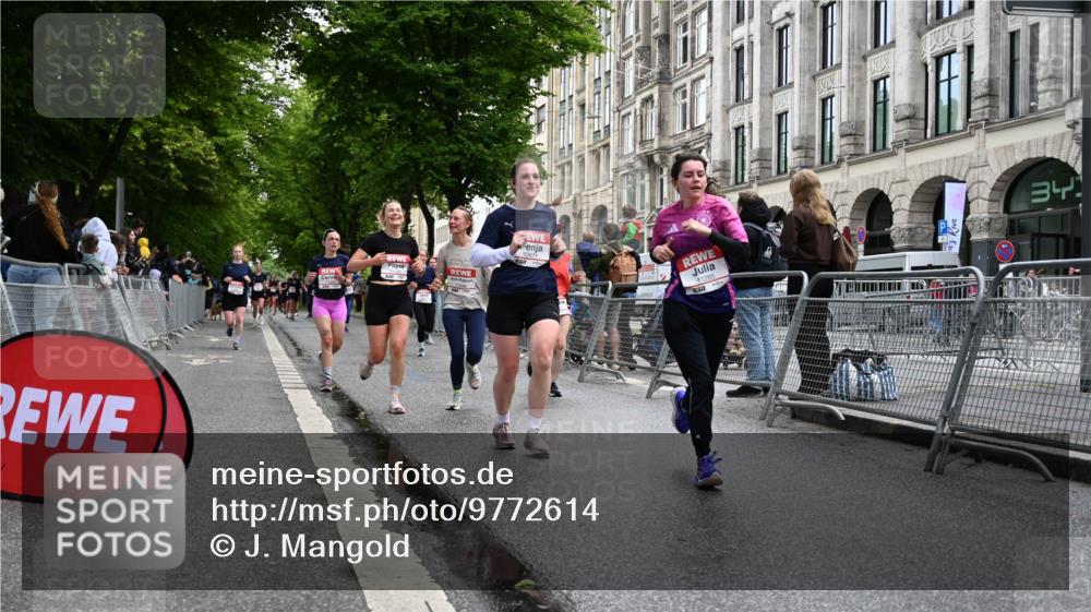 14.06.2026 - REWE Women's Run J. Mangold http://msf.ph/oto/9772614 14.06.2026 10:01:32 Ziel 10320, 10431, 10495, 10521, 10817, 10831, 11038, 11039, 11041, 11075, 11078, 11139, 11225, 11285 meine-sportfotos.de