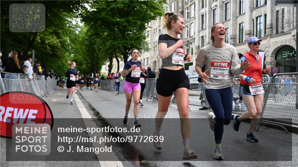 14.06.2026 - REWE Women's Run J. Mangold http://msf.ph/oto/9772639 14.06.2026 10:01:34 Ziel 10431, 10495, 10521, 10817, 11038, 11039, 11041, 11139, 11180, 11225, 11285 meine-sportfotos.de