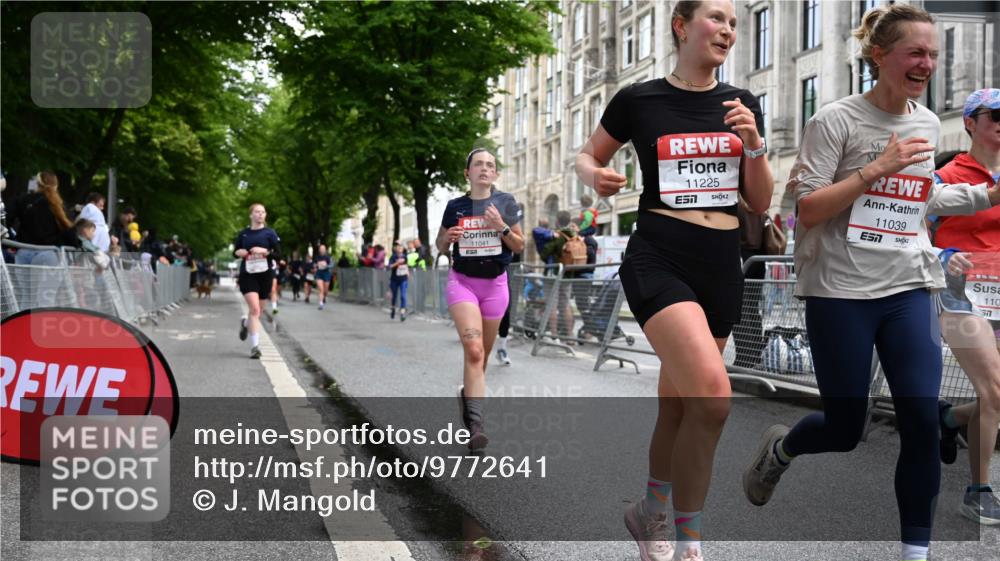 14.06.2026 - REWE Women's Run J. Mangold http://msf.ph/oto/9772641 14.06.2026 10:01:34 Ziel 10431, 10495, 10521, 10817, 11038, 11039, 11041, 11139, 11180, 11225, 11285 meine-sportfotos.de