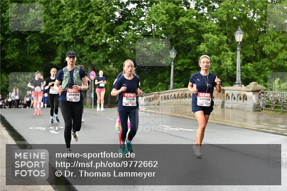 14.06.2026 - REWE Women's Run Dr. Thomas Lammeyer http://msf.ph/oto/9772662 14.06.2026 09:51:08 Laufen 11339, 10361, 10124 meine-sportfotos.de