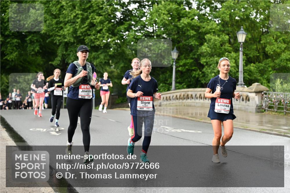 14.06.2026 - REWE Women's Run Dr. Thomas Lammeyer http://msf.ph/oto/9772666 14.06.2026 09:51:08 Laufen 11339, 10361, 7, 10124 meine-sportfotos.de