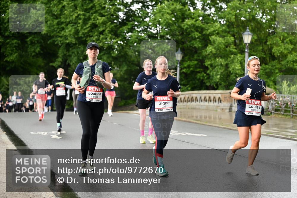 14.06.2026 - REWE Women's Run Dr. Thomas Lammeyer http://msf.ph/oto/9772670 14.06.2026 09:51:09 Laufen 11339, 7, 10361, 7, 10124, 7 meine-sportfotos.de