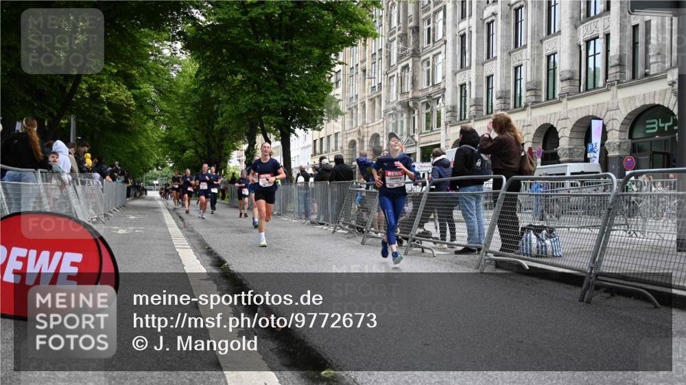 14.06.2026 - REWE Women's Run J. Mangold http://msf.ph/oto/9772673 14.06.2026 10:01:38 Ziel 10431, 10817, 11038, 11039, 11041, 11139, 11162, 11180, 11225, 11506 meine-sportfotos.de