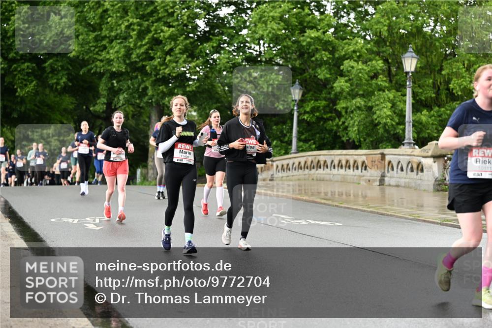 14.06.2026 - REWE Women's Run Dr. Thomas Lammeyer http://msf.ph/oto/9772704 14.06.2026 09:51:11 Laufen 11498, 10111 meine-sportfotos.de