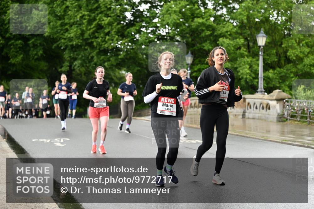 14.06.2026 - REWE Women's Run Dr. Thomas Lammeyer http://msf.ph/oto/9772717 14.06.2026 09:51:12 Laufen 11498, 440, 917 meine-sportfotos.de