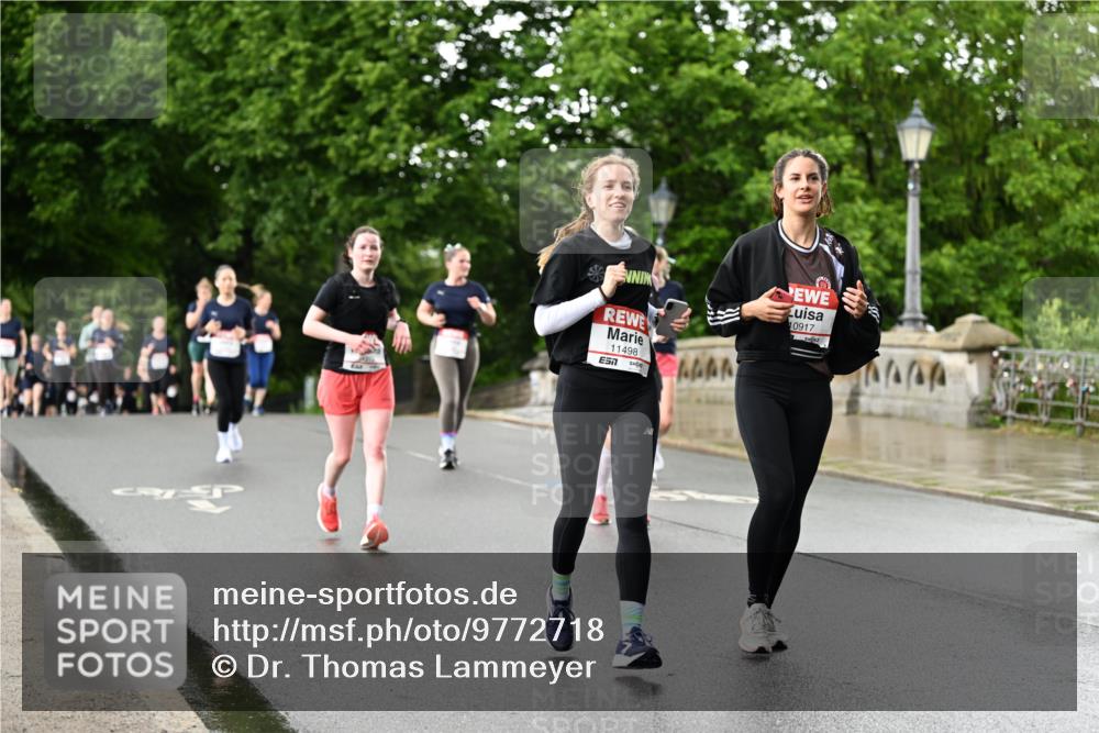 14.06.2026 - REWE Women's Run Dr. Thomas Lammeyer http://msf.ph/oto/9772718 14.06.2026 09:51:13 Laufen 11498, 7, 10917, 7424 meine-sportfotos.de