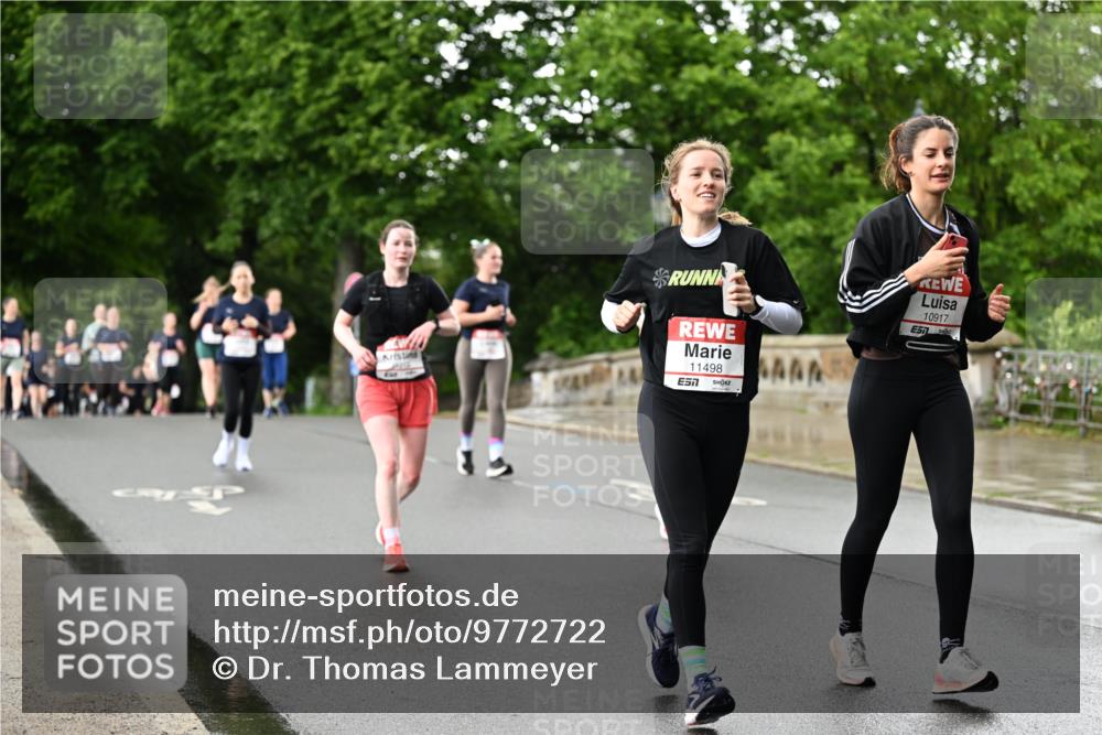 14.06.2026 - REWE Women's Run Dr. Thomas Lammeyer http://msf.ph/oto/9772722 14.06.2026 09:51:13 Laufen 11498, 10917 meine-sportfotos.de