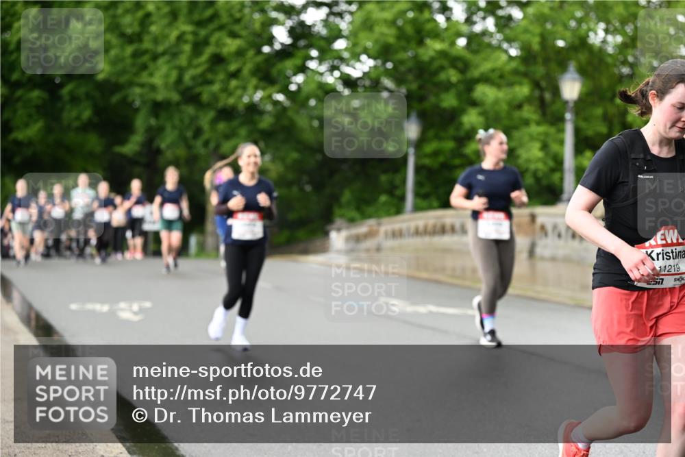 14.06.2026 - REWE Women's Run Dr. Thomas Lammeyer http://msf.ph/oto/9772747 14.06.2026 09:51:16 Laufen 7, 11219 meine-sportfotos.de
