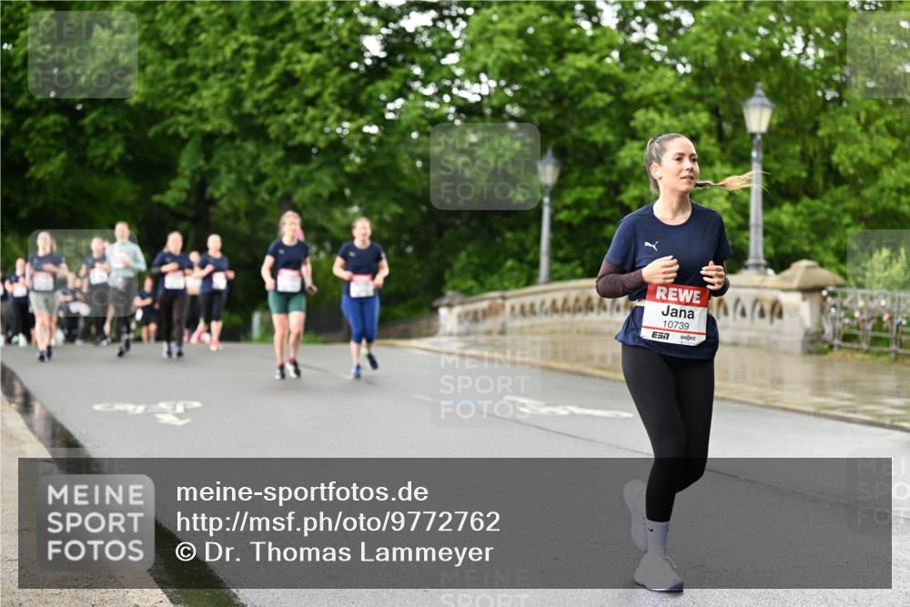 14.06.2026 - REWE Women's Run Dr. Thomas Lammeyer http://msf.ph/oto/9772762 14.06.2026 09:51:17 Laufen 10739, 7, 3229 meine-sportfotos.de