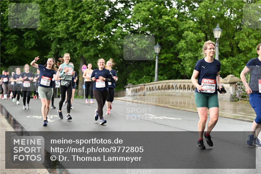 14.06.2026 - REWE Women's Run Dr. Thomas Lammeyer http://msf.ph/oto/9772805 14.06.2026 09:51:22 Laufen 11147 meine-sportfotos.de