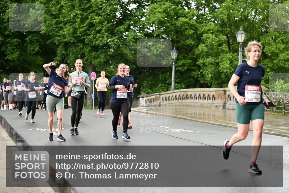14.06.2026 - REWE Women's Run Dr. Thomas Lammeyer http://msf.ph/oto/9772810 14.06.2026 09:51:22 Laufen 11348, 10053, 11147 meine-sportfotos.de