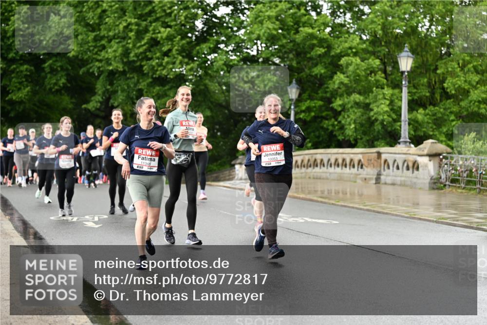 14.06.2026 - REWE Women's Run Dr. Thomas Lammeyer http://msf.ph/oto/9772817 14.06.2026 09:51:23 Laufen 11348, 10053, 57 meine-sportfotos.de