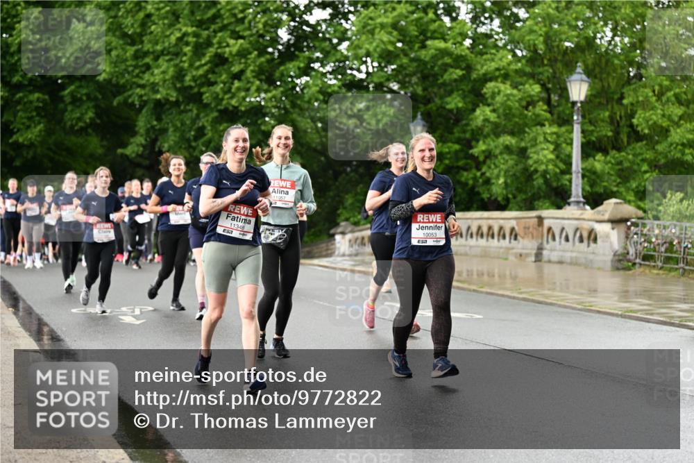 14.06.2026 - REWE Women's Run Dr. Thomas Lammeyer http://msf.ph/oto/9772822 14.06.2026 09:51:24 Laufen 11348, 11057, 10053, 7 meine-sportfotos.de
