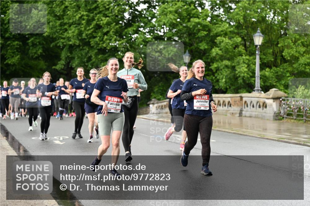 14.06.2026 - REWE Women's Run Dr. Thomas Lammeyer http://msf.ph/oto/9772823 14.06.2026 09:51:24 Laufen 11348, 10053, 7 meine-sportfotos.de