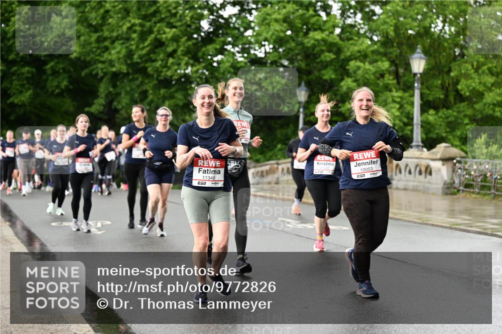 14.06.2026 - REWE Women's Run Dr. Thomas Lammeyer http://msf.ph/oto/9772826 14.06.2026 09:51:24 Laufen 11348, 10053, 7, 7234 meine-sportfotos.de