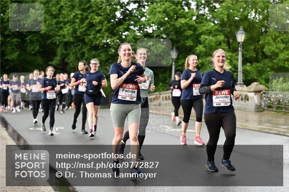 14.06.2026 - REWE Women's Run Dr. Thomas Lammeyer http://msf.ph/oto/9772827 14.06.2026 09:51:24 Laufen 11348, 7, 11057, 10053, 57 meine-sportfotos.de