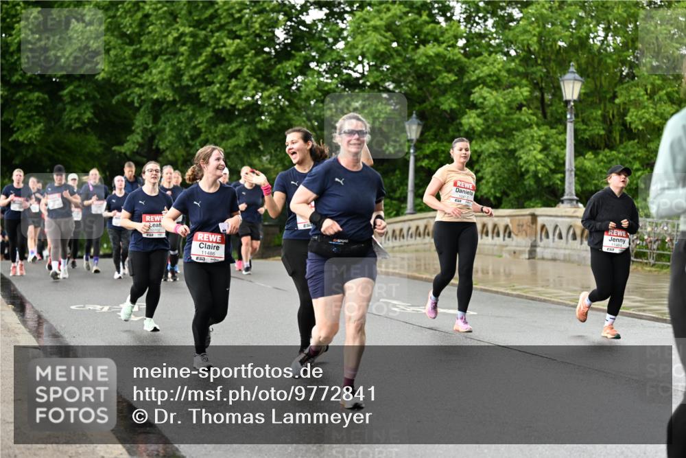 14.06.2026 - REWE Women's Run Dr. Thomas Lammeyer http://msf.ph/oto/9772841 14.06.2026 09:51:26 Laufen 10702, 11486, 7 meine-sportfotos.de