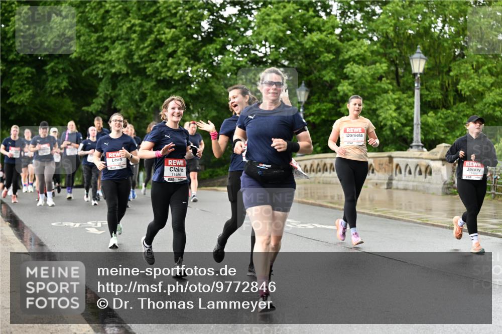 14.06.2026 - REWE Women's Run Dr. Thomas Lammeyer http://msf.ph/oto/9772846 14.06.2026 09:51:27 Laufen 7, 11486, 11484 meine-sportfotos.de