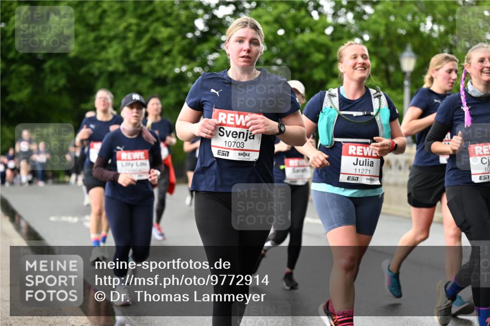 14.06.2026 - REWE Women's Run Dr. Thomas Lammeyer http://msf.ph/oto/9772914 14.06.2026 09:51:34 Laufen 10703, 57, 11271, 10, 57, 7 meine-sportfotos.de