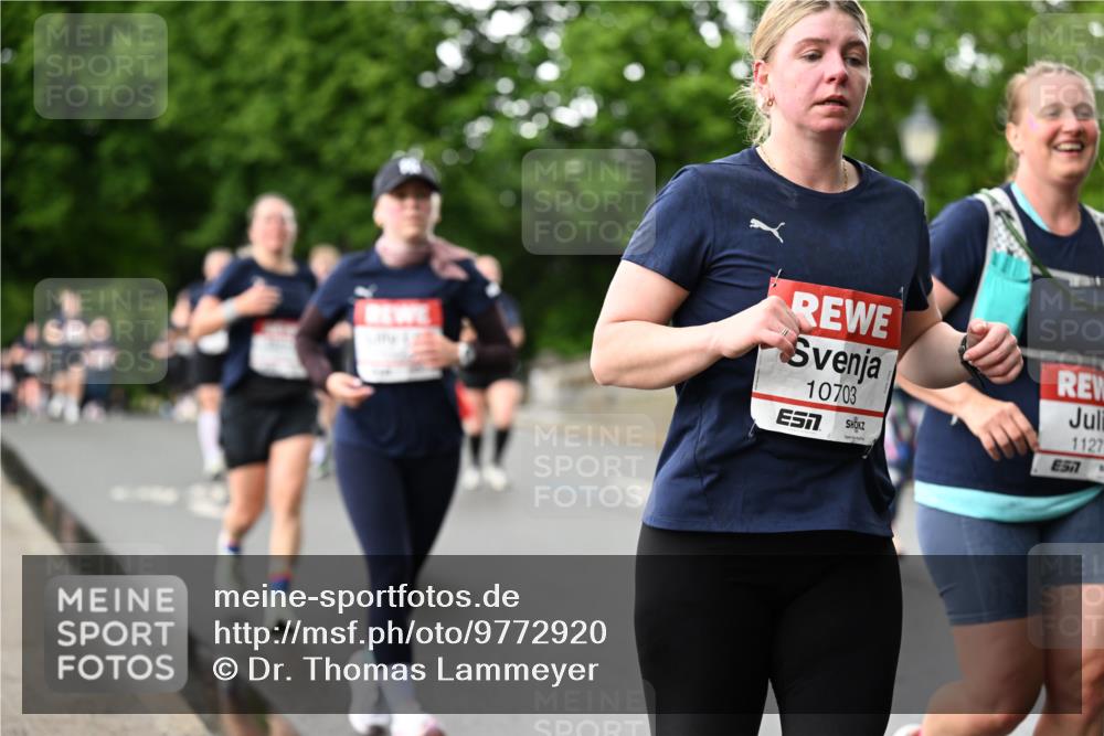 14.06.2026 - REWE Women's Run Dr. Thomas Lammeyer http://msf.ph/oto/9772920 14.06.2026 09:51:35 Laufen 10703, 7, 1127, 7 meine-sportfotos.de