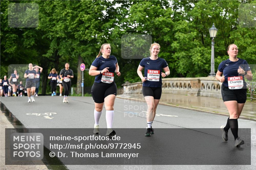 14.06.2026 - REWE Women's Run Dr. Thomas Lammeyer http://msf.ph/oto/9772945 14.06.2026 09:51:38 Laufen 10240, 11260, 57, 10185, 7 meine-sportfotos.de