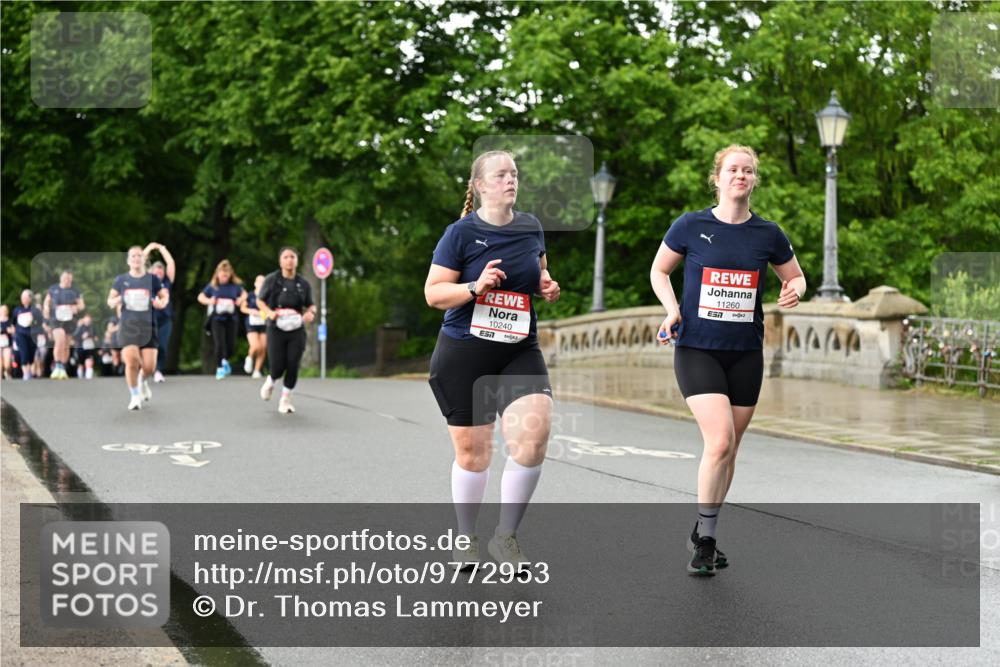 14.06.2026 - REWE Women's Run Dr. Thomas Lammeyer http://msf.ph/oto/9772953 14.06.2026 09:51:39 Laufen 10240, 57, 11260, 7, 4434 meine-sportfotos.de