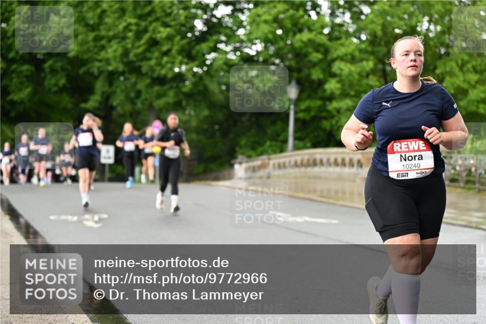 14.06.2026 - REWE Women's Run Dr. Thomas Lammeyer http://msf.ph/oto/9772966 14.06.2026 09:51:40 Laufen 10240, 57 meine-sportfotos.de