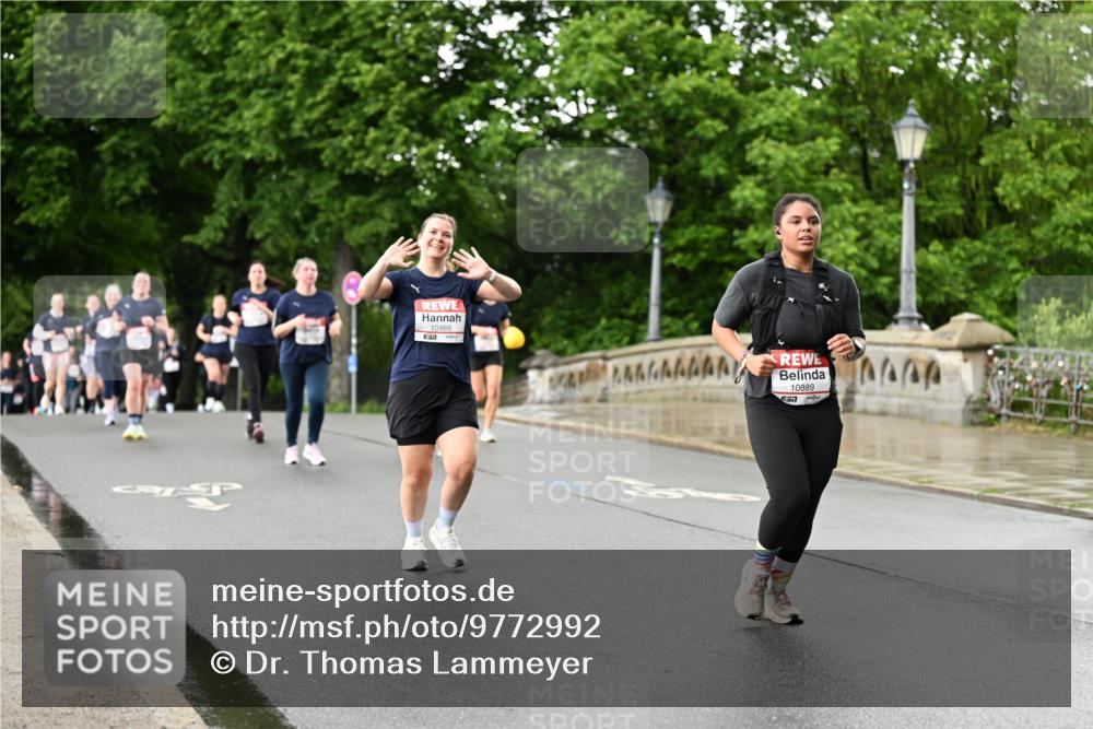 14.06.2026 - REWE Women's Run Dr. Thomas Lammeyer http://msf.ph/oto/9772992 14.06.2026 09:51:44 Laufen 10469, 7, 10889, 51 meine-sportfotos.de