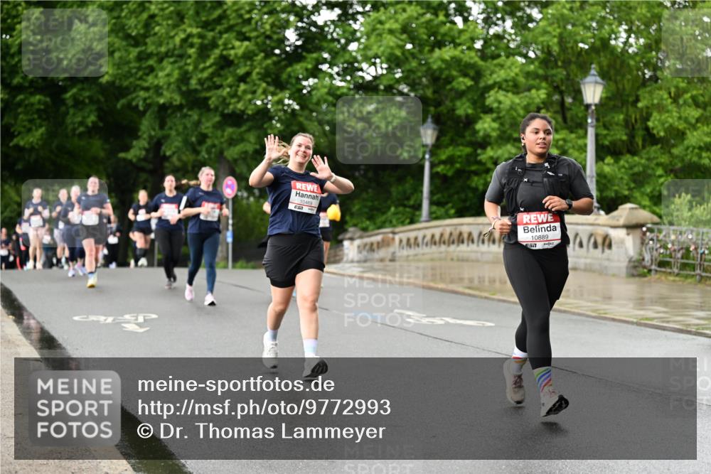 14.06.2026 - REWE Women's Run Dr. Thomas Lammeyer http://msf.ph/oto/9772993 14.06.2026 09:51:44 Laufen 10469, 7, 10889 meine-sportfotos.de