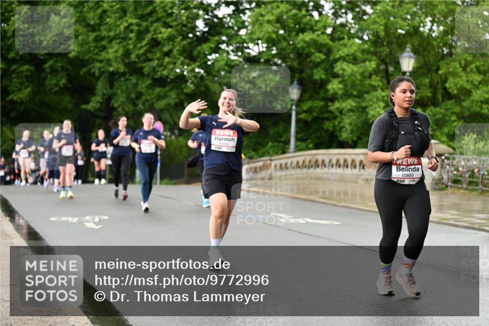 14.06.2026 - REWE Women's Run Dr. Thomas Lammeyer http://msf.ph/oto/9772996 14.06.2026 09:51:44 Laufen 10469, 10889, 7 meine-sportfotos.de