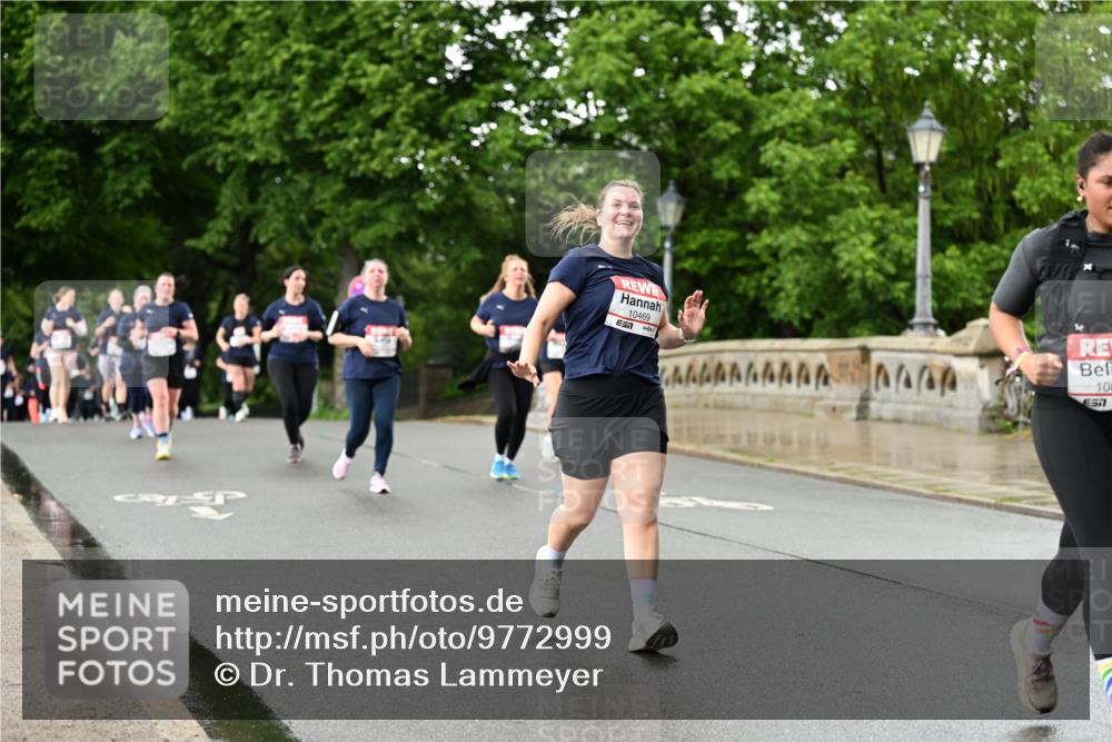 14.06.2026 - REWE Women's Run Dr. Thomas Lammeyer http://msf.ph/oto/9772999 14.06.2026 09:51:45 Laufen 10469, 7, 10, 57 meine-sportfotos.de