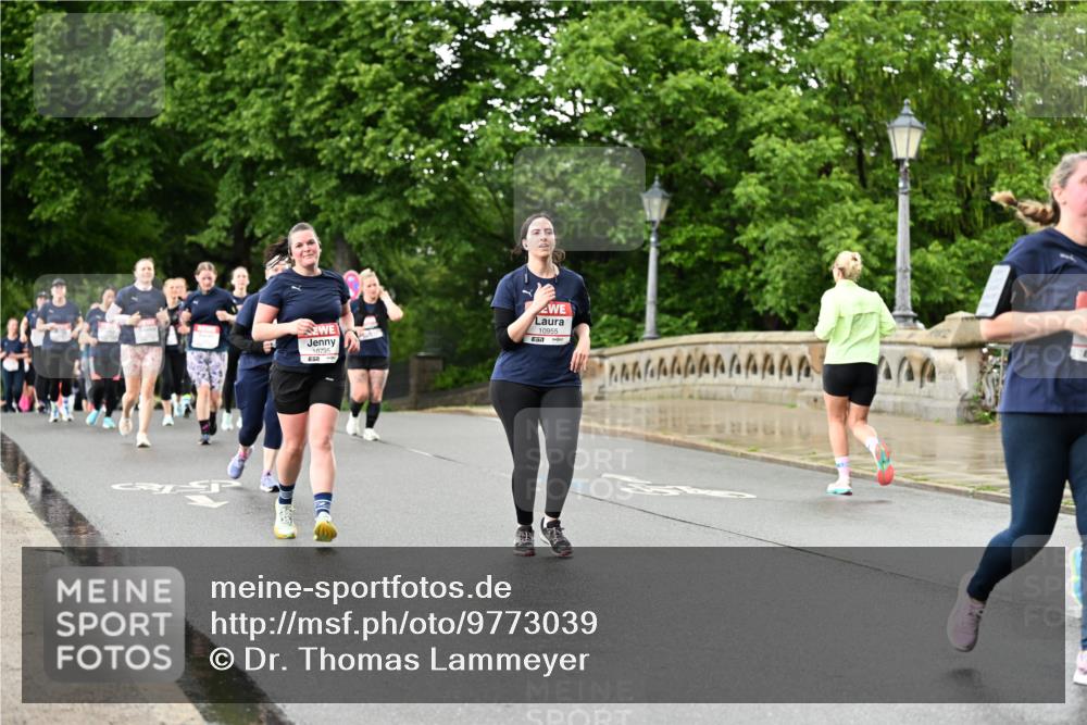 14.06.2026 - REWE Women's Run Dr. Thomas Lammeyer http://msf.ph/oto/9773039 14.06.2026 09:51:49 Laufen 51, 10955 meine-sportfotos.de