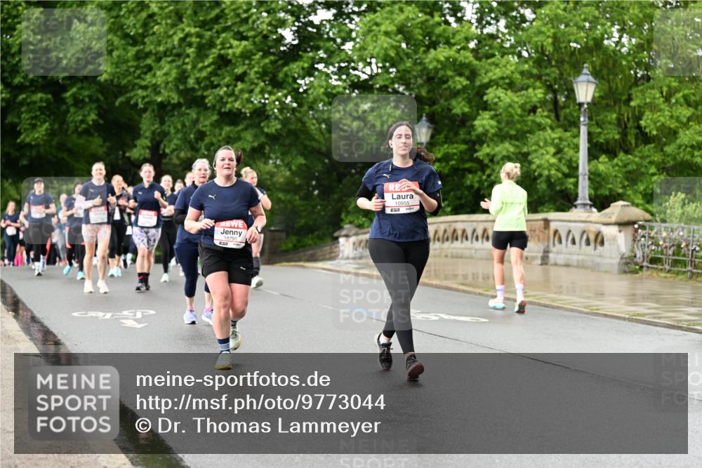 14.06.2026 - REWE Women's Run Dr. Thomas Lammeyer http://msf.ph/oto/9773044 14.06.2026 09:51:49 Laufen 10795, 7, 10955 meine-sportfotos.de